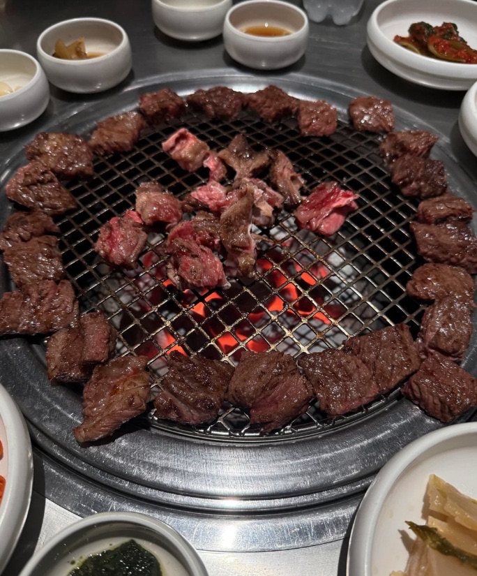 Lý do vì sao sang Hàn nhất định phải ăn Galbi ướp sốt! Ngon bá cháy luôn