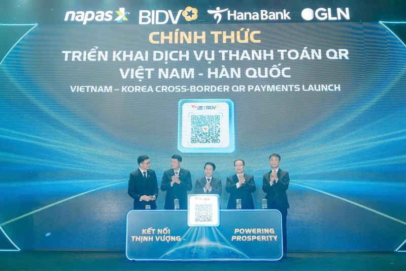 Thanh toán QR xuyên biên giới Việt-Hàn đã có rồi! Ai biết VIETQR chưa?